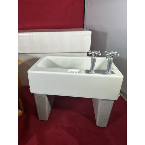 Angelina Ballerina Kitchen‎ Cabinet & Sink Set - Picture 6 of 11